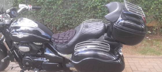 SUZUKI BOULEVARD M800 